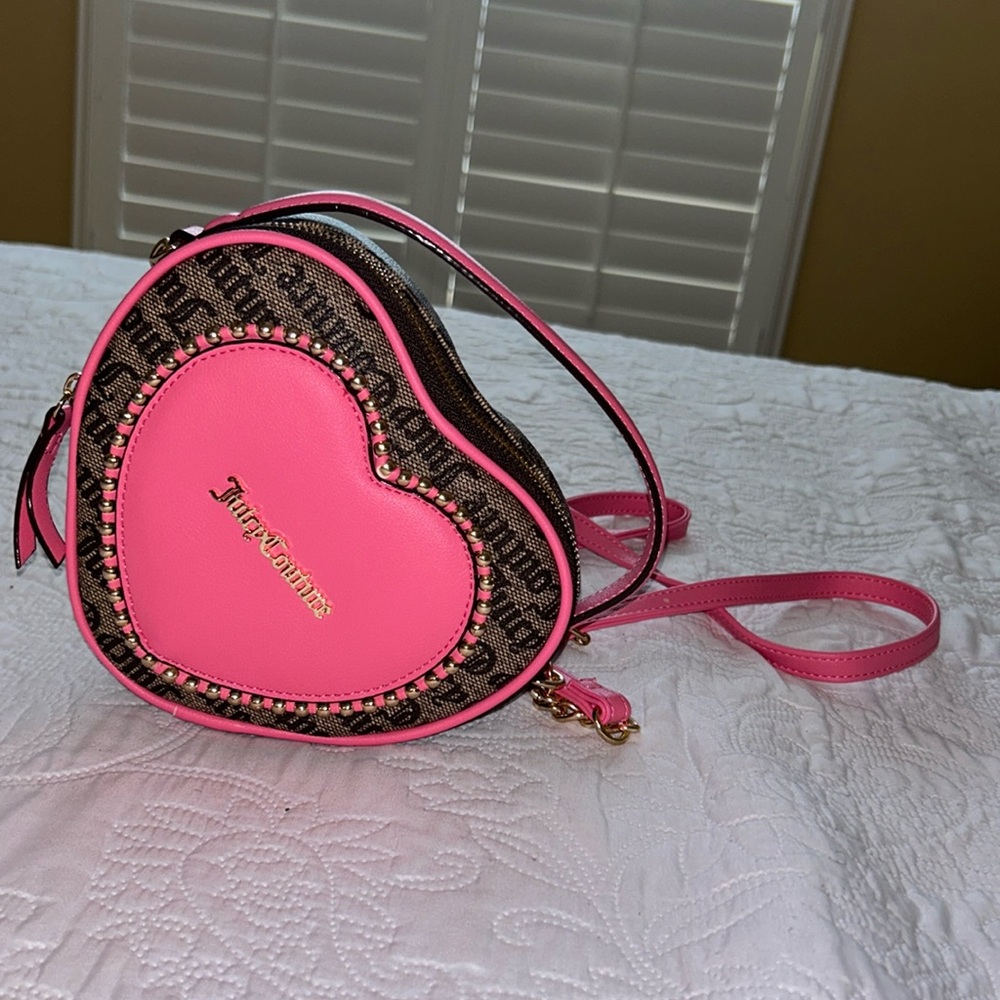 Heart shaped Juicy couture purse